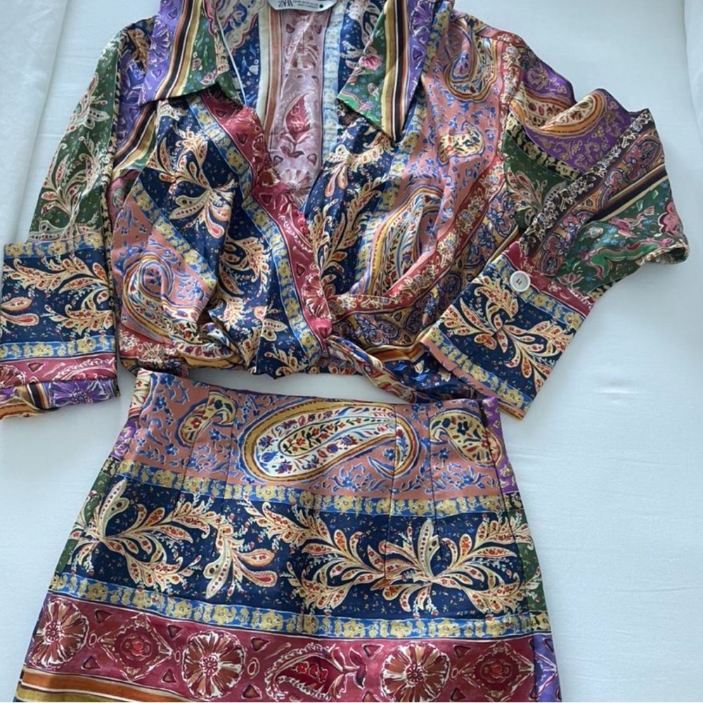 Zara paisley set xs top & skirt